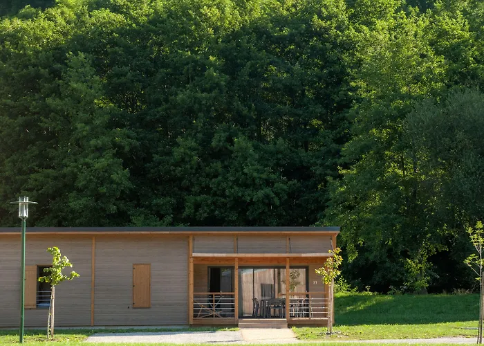 Village Les Lambrilles Hotel